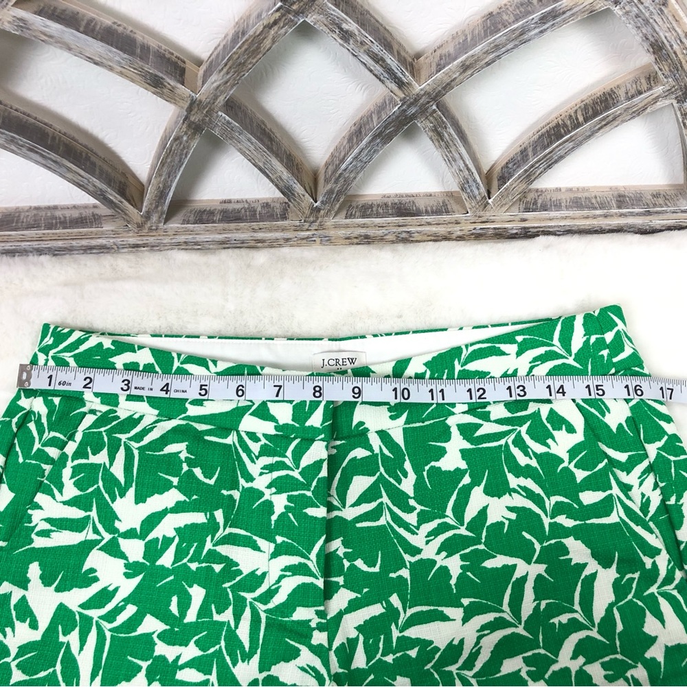 J. Crew Cotton shorts green and white Preppy, summer, classic size 4  Floral - Picture 8 of 16